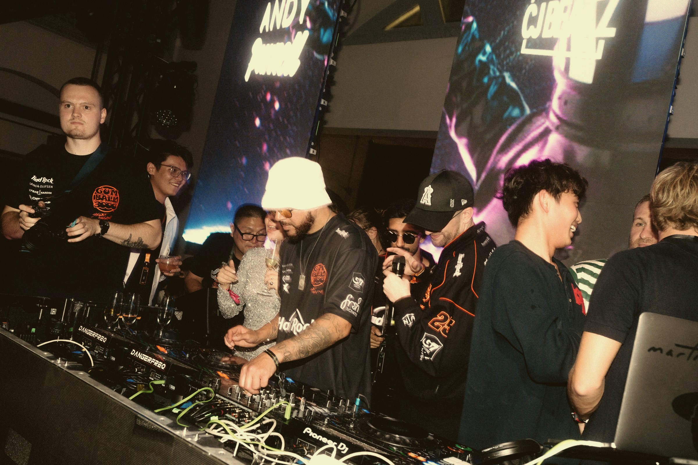 The Singapore Afterparty Guide 2026: Amber Lounge at Clifford Pier